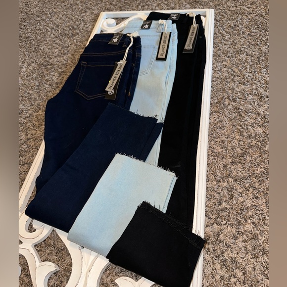 3 pairs of AMERICAN BAZI RIPPED WOMEN'S SKINNY JEANS NWTS! Size 3 ✨ - Picture 5 of 13